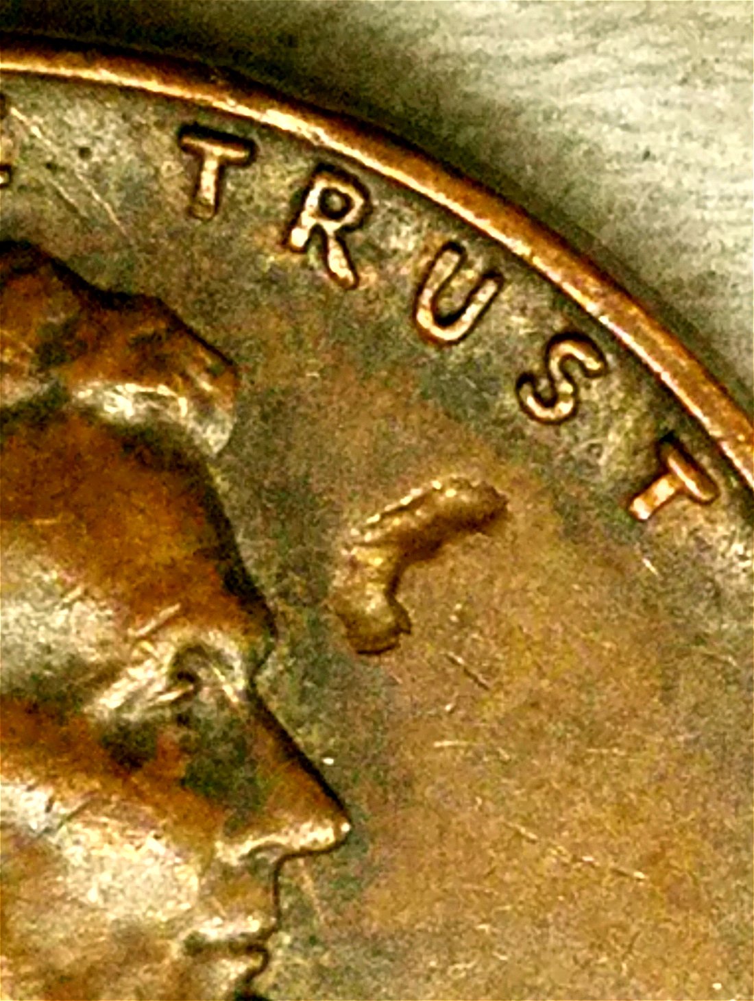 1961-P-Lincoln-Cent-Curved-Struck-Through-Or-Lamination-Near-Face?